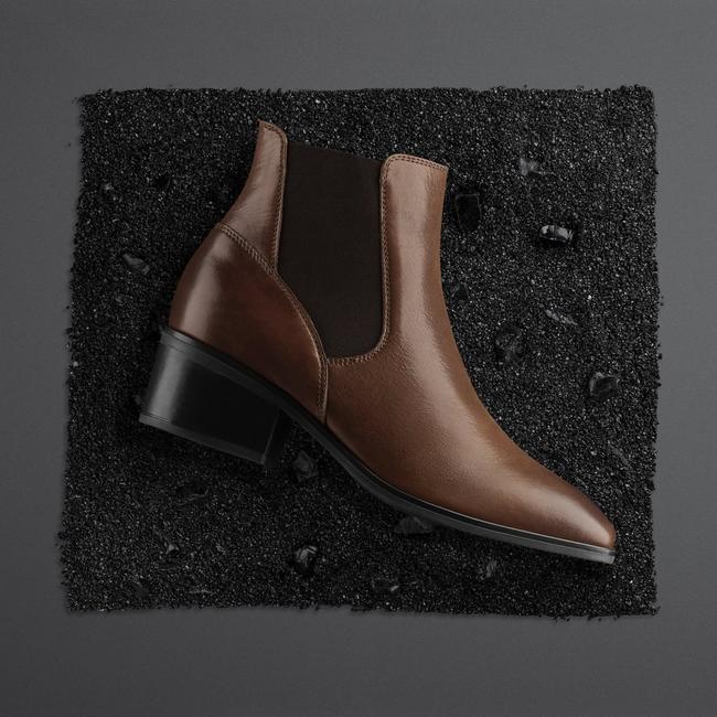 Money off clarks boots clearance